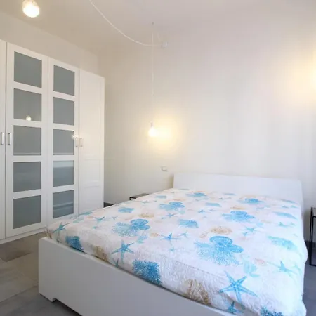 Golfo Dei Poeti Lägenhet *