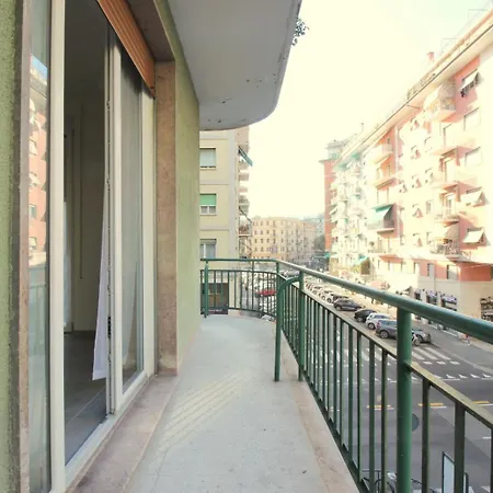 Golfo Dei Poeti Apartment *